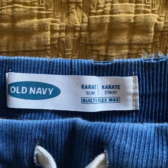 Old Navy karate Slim Jean shorts - Picture 2 of 5